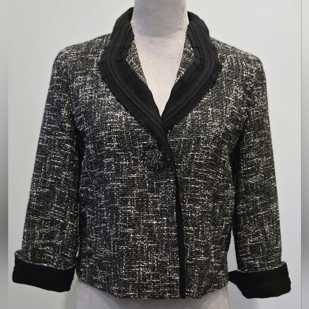 Talbots black-white bouclé 1-button jacket grosgrain ribbon collar & cuffs sz 6P